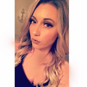Meet your Posher, Kendra